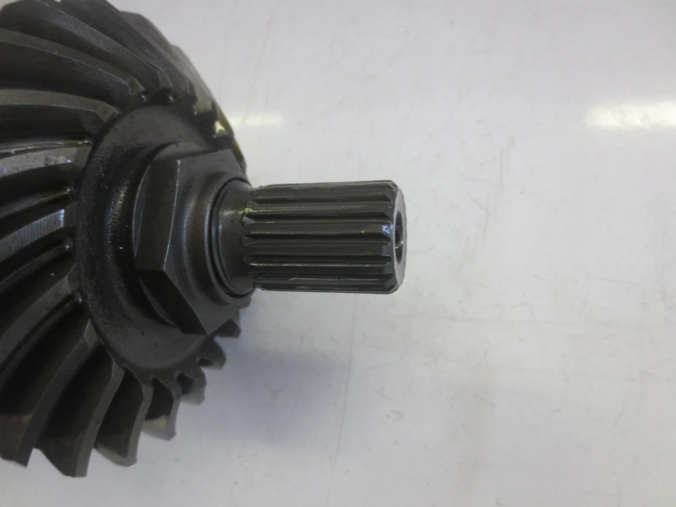 Suzuki Eiger 400 2005 automático 4x4 ATV usado OEM motor interior eje de transmisión eje de propulsión Foto 2 de 3