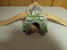 Thomas Wooden Railway Mountain Overpass Tunnel Bridge with Sounds