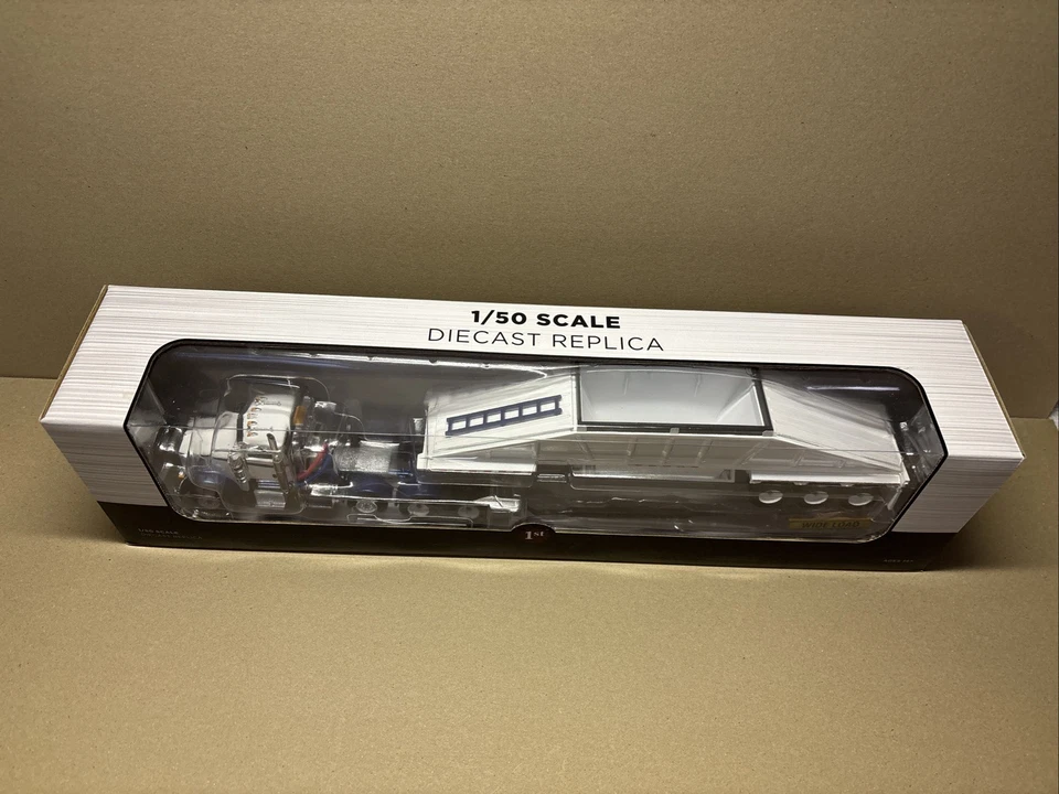 Peterbilt Model 367 with Bottom Dump Trailer 1:50 First Gear 50-3481 Diecast - Image 3 of 4