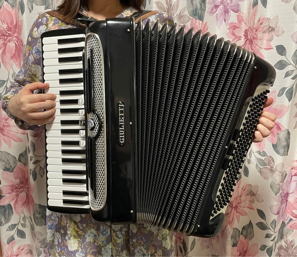 GIULIETTI Accordion Black M52 - Image 2 of 4