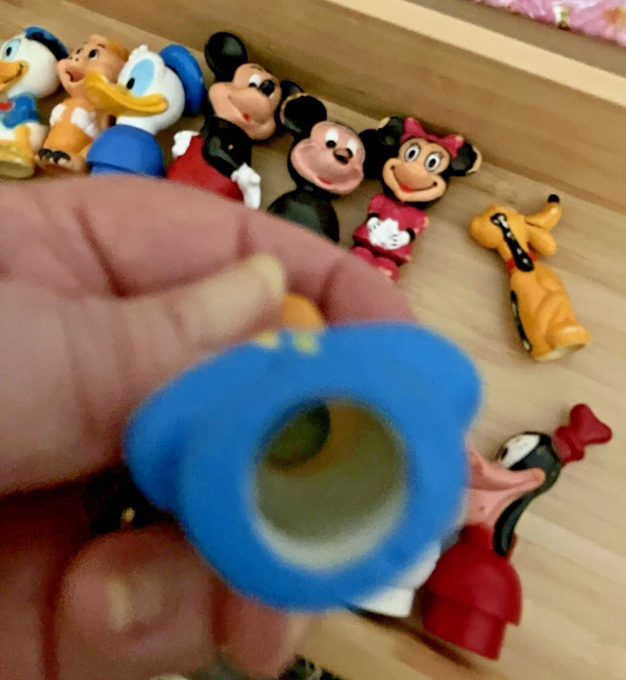 Vintage 16 Piece Lot Disney Arco  Finger Puppets & Game Pieces Plastic/Rubber - Image 4 of 4