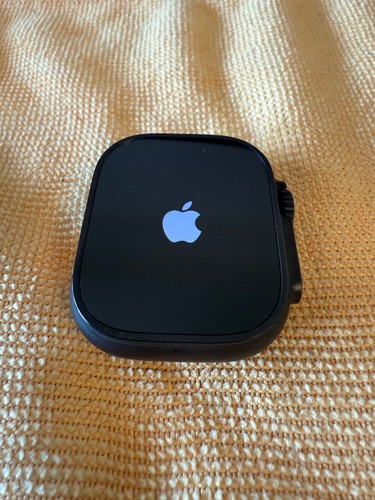 Apple Watch Ultra 2 49 mm (GPS + cellulaire) noir AppleCare+ jusqu'à décembre 2026 - Photo 6 sur 17