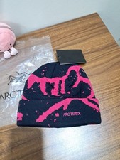 Arc'teryx Grotto Toque Beanie Black Pink Wool Knit Winter Hat Unisex NWT