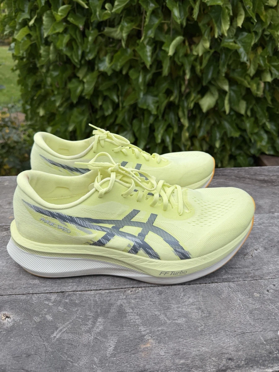 ASICS Magic Speed 4 Shoes Mens Size 10 Vibrant Yellow Running Trainer Gym Asics MEN main image 3