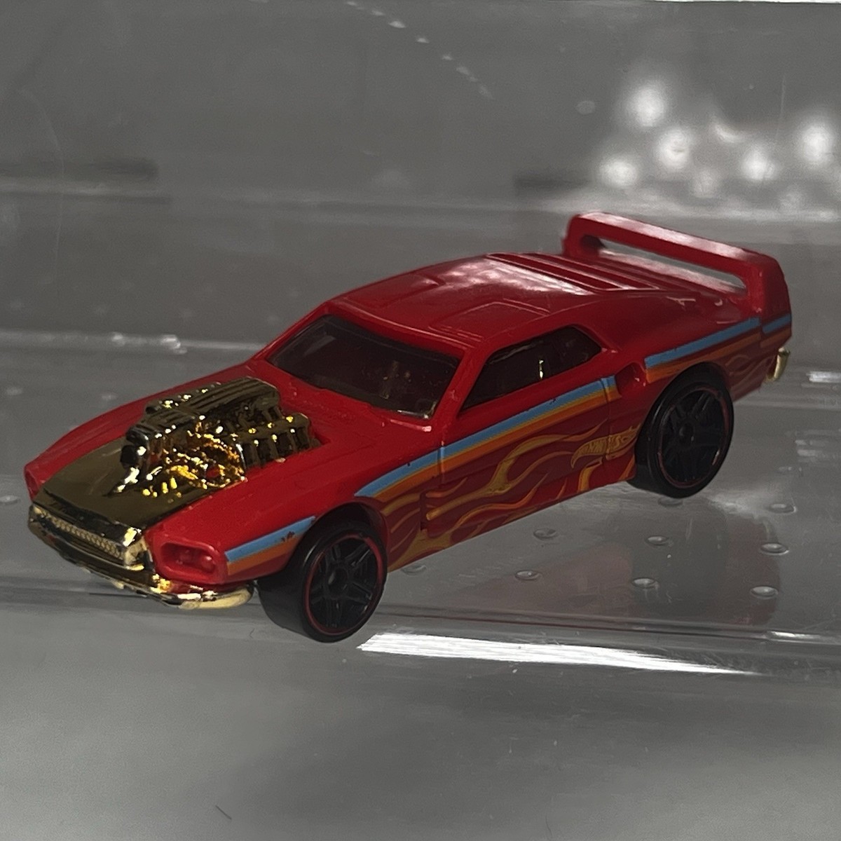 Hot Wheels 2012 Daredevil Racers RIVITED Red Diecast Gold 5 Pack