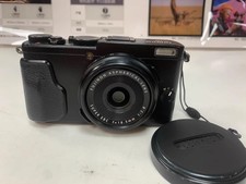 Fujifilm X70 16.3MP Black Compact Digital Camera 16.3MP X-Trans CMOS II APS-C