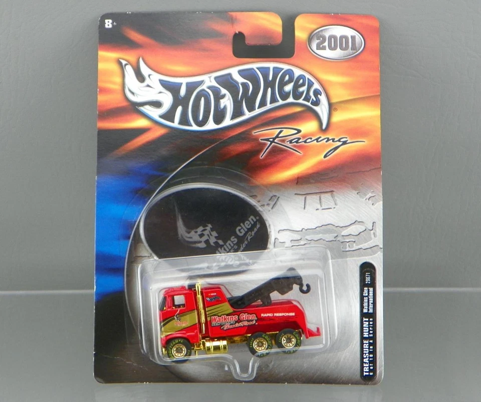 Hot Wheels Racing 2001 Treasure Hunt Real Riders Watkins Glen Wrecker Tow Truck - Image 4 of 4