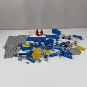 Vintage LEGO 493 Space Command Center 1978 Classic Space Parts Lot 4 Minifigs