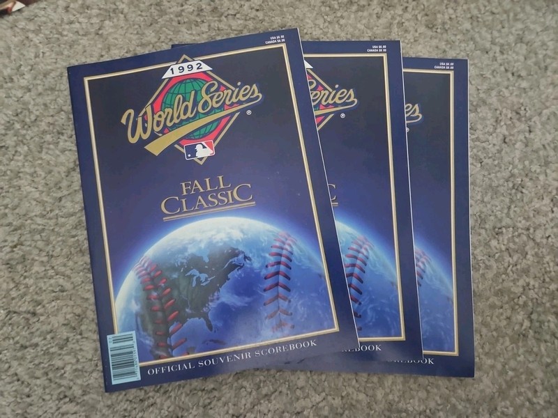 3- 1992 MLB World Series Official Program Atlanta Braves Toronto Blue Jays 