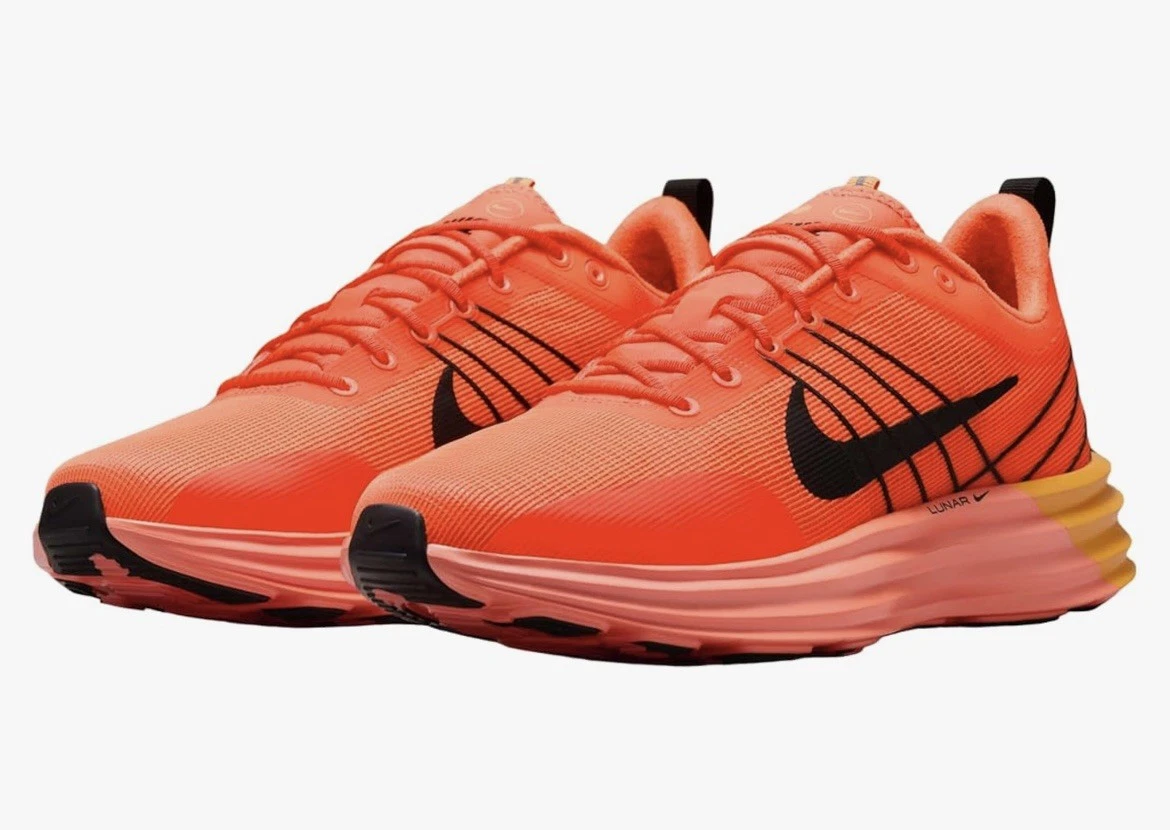 Nike Lunar Roam Hyper Crimson for Sale | Authenticity Guaranteed Nike Lunar Roam Hyper Crimson for Sale | Authenticity Guaranteed