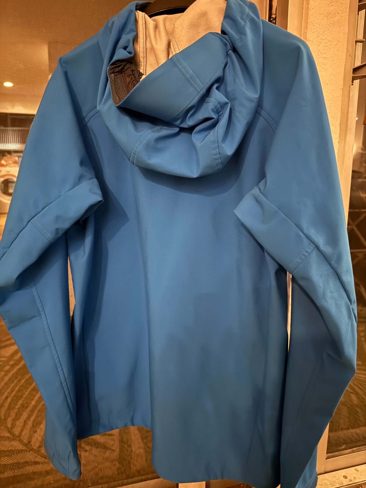 ARC'TERYX The North Face Men’s Summit Softshell Jacket Size SM U Excellent Condition