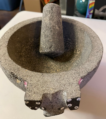 VTG Molcajete Mexican basalt Lava Stone Pig Mortar & Pestle Hand Painted Large - Picture 2 of 8