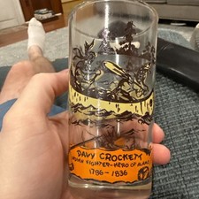 Embossed 1950 s Glass "Davy Crockett Indian Fighter Hero Of Alamo 1786-1836" VTG
