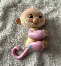 WowWee Fingerlings Baby Monkey Pink Interactive Battery Toy vintage