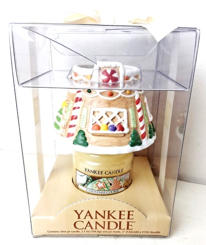 Yankee Christmas Cookie 3.7 oz Candle & Jar Shade 3" Gingerbread Holiday In Pack - product listing photo