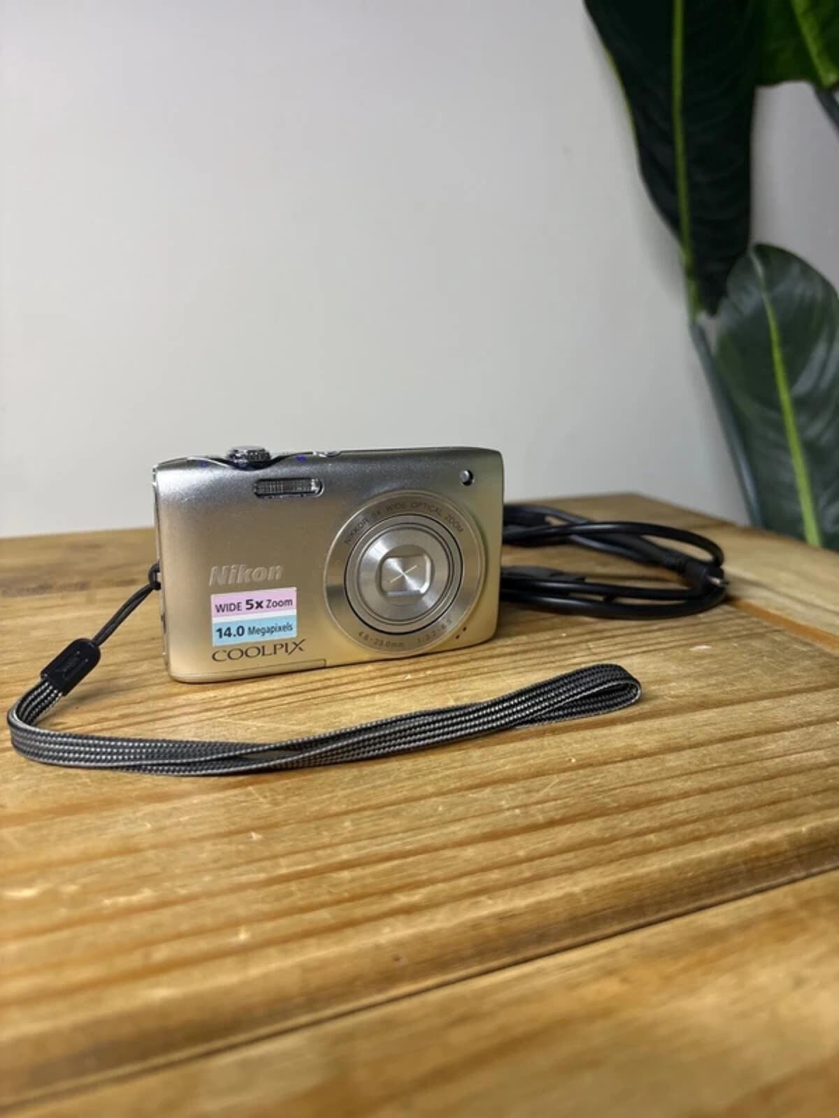 Nikon Coolpix S3100 Digital Camera