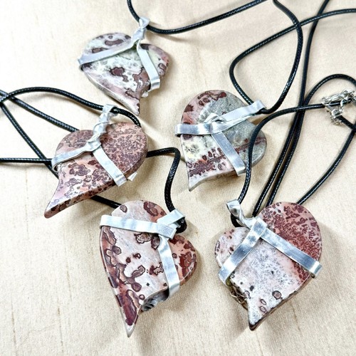 Chohua Coffee Bean Jasper Heart Necklace, Wire Wrapped Aluminum Pendant - 24" - Picture 5 of 7