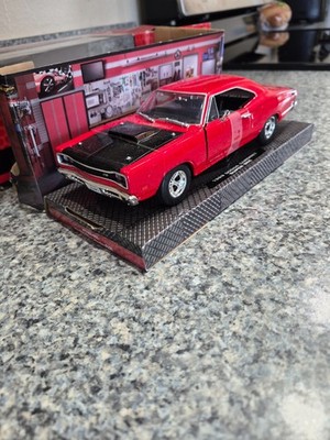 1969 Dodge Coronet Super Bee ( Red )