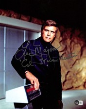 Lee Majors Six Million Dollar Man Signed 11X14 Photograph BECKETT