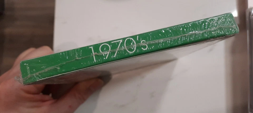 100 Essential 1970's/Barry White, Temptations, Third World, KISS, 10CC (5CD) NEW Foto 4 de 4