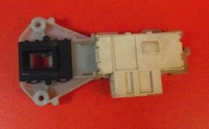 Waschmaschine ARISTON AWD12 UK TÜRSCHLOSS