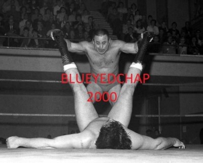 PEPPER GOMEZ VS BLACKJACK MULLIGAN WRESTLER 8 X 10 WRESTLING PHOTO AWA
