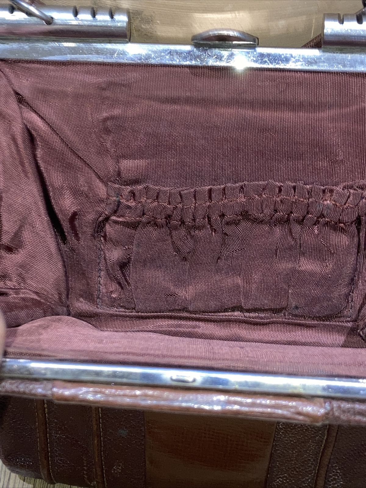 True Vintage Art Deco Brown/Chrome 1930s Top Handle Bag 4