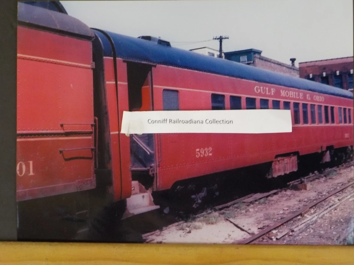Photo Gulf Mobile Ohio Passenger Car 5932 8X11 Color GM O