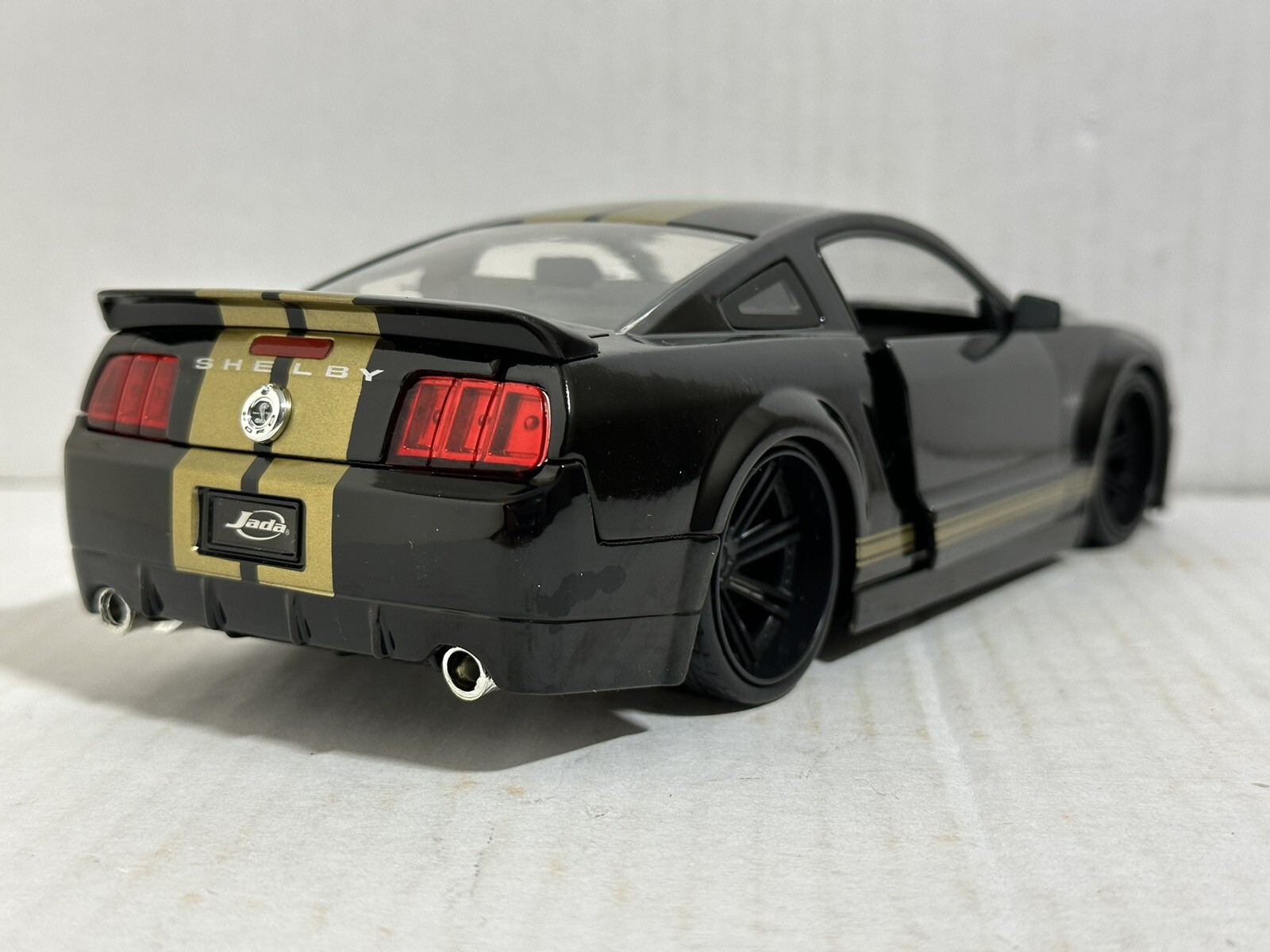 Picture 5 of 12