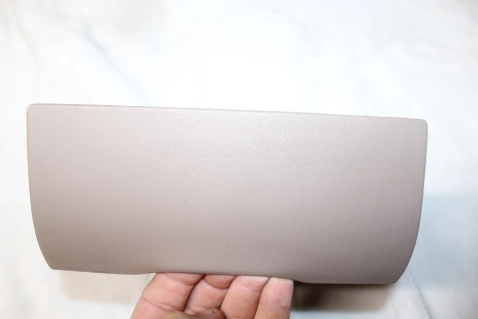 Cenicero Ford Ranger Bronco II 89-94 TABLERO con inserto y encendedor bronceado limpio Foto 2 de 4