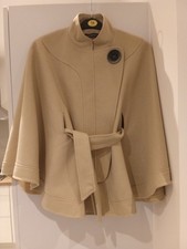 Sandro Ferrone Rome Ladies Cape, Cream, Size Large, VGC.