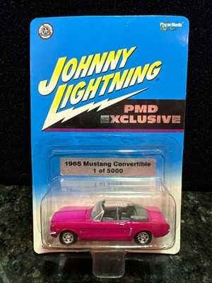 Johnny Lightning PMD Exclusive 1965 Mustang Convertible Pink 1 of 5000 1:64