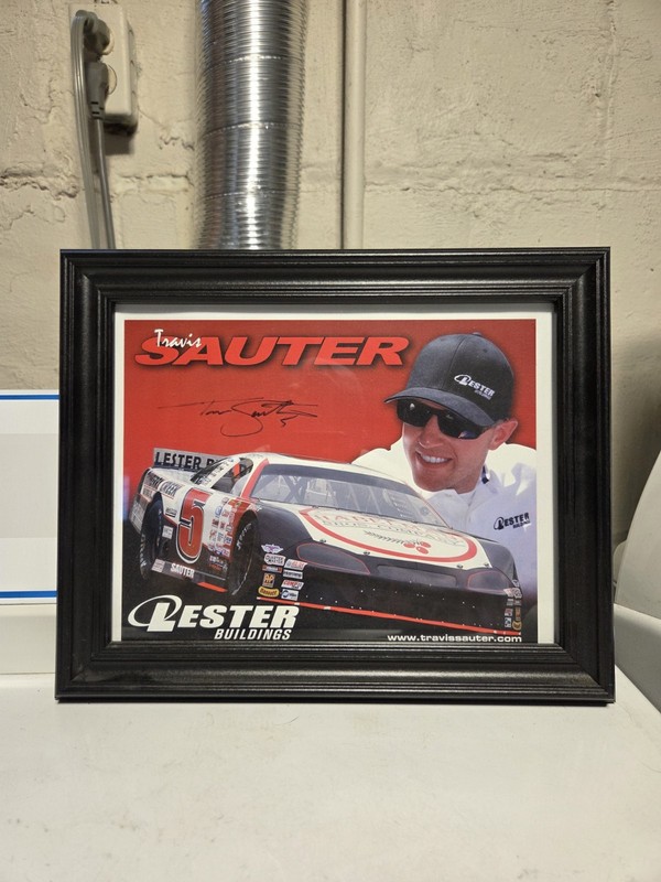 Travis Sauter Autographed Hero Card