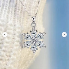WOMEN'S NECKLACE SNOWFLAKE PRETTY GIFT