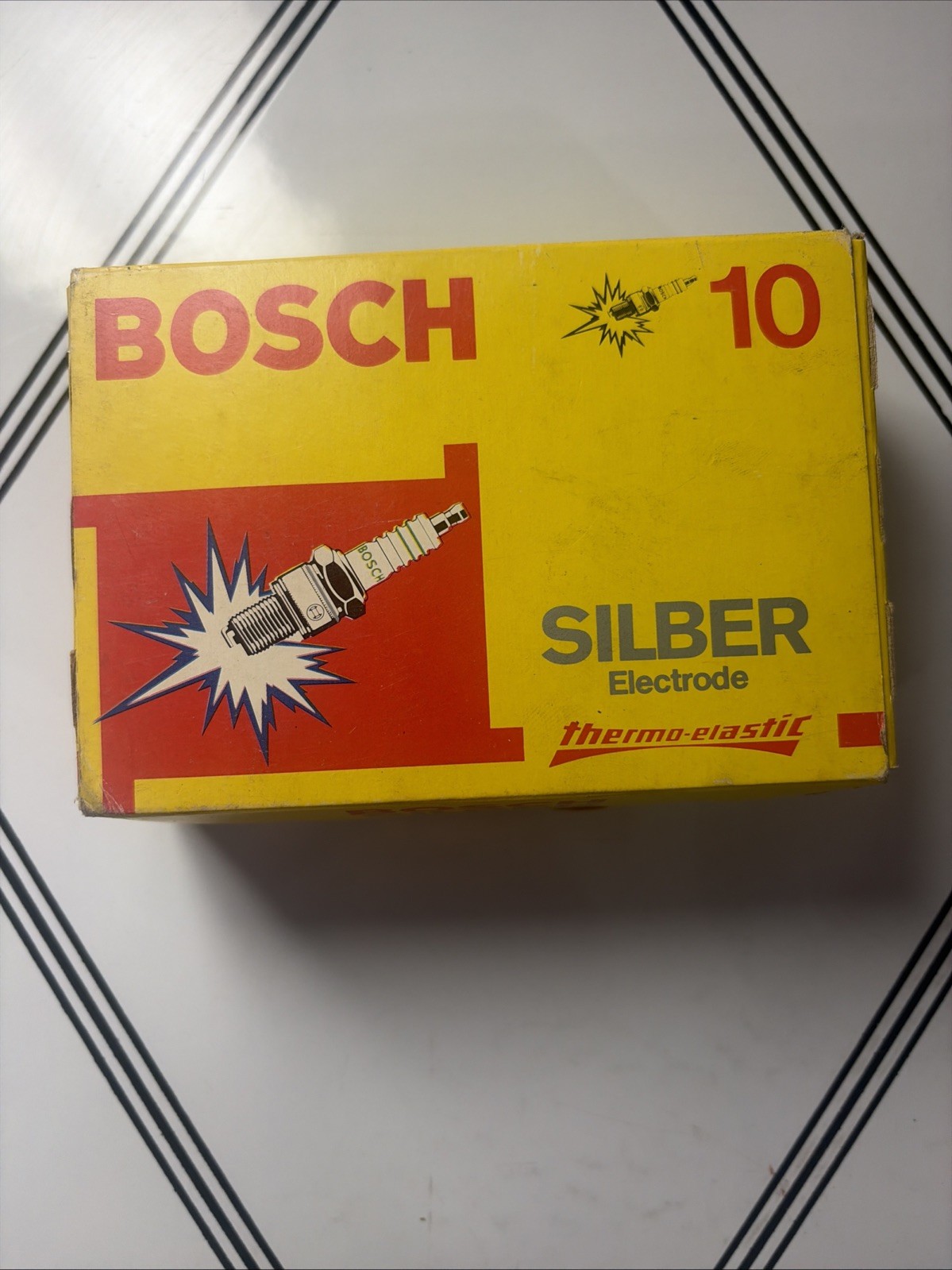 Bosch silver W08CS Spark Plug 0241268506 Box Of 10 NOS