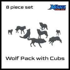 Wolf Pack with Cubs 8pcs - S Scale 1:64 - Gray