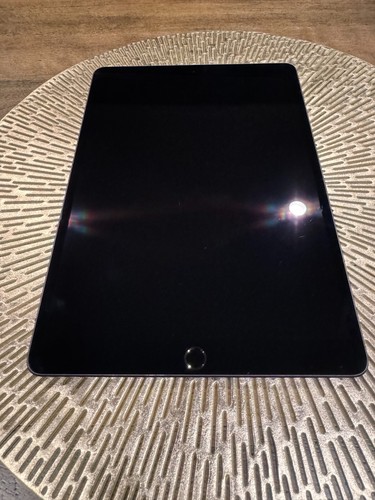 Apple iPad Air 3. Gen 10,5" 64GB Grau Silber Gold Wifi - Bild 8 von 10