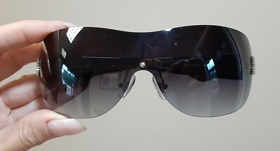 BCBGMaxAzria Black and White Shield Sunglasses BCBGMAXAZRIA Black Silver Shield Sunglasses B732 | eBay UK main image 4