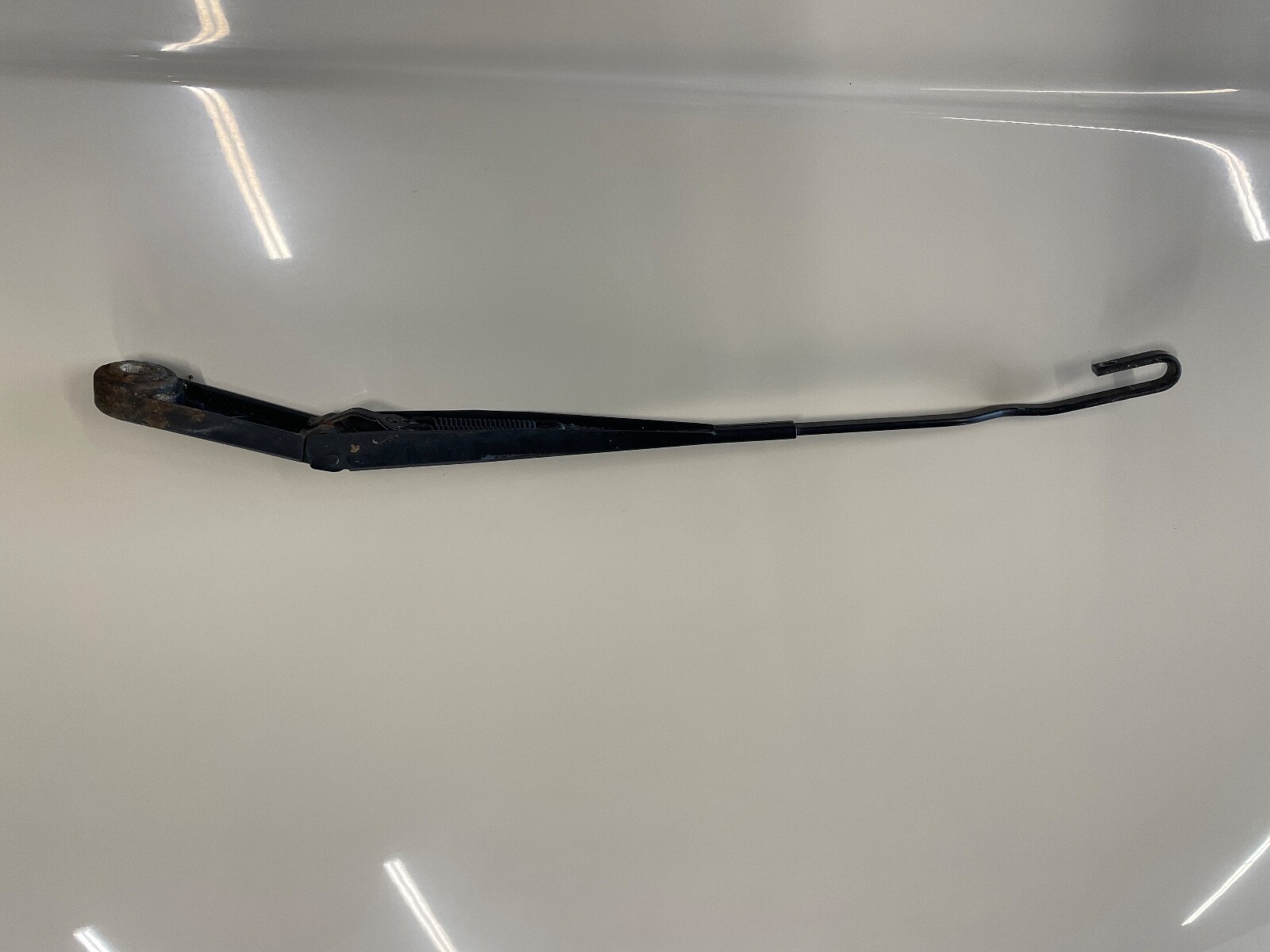 ROLLS ROYCE SILVER SERAPH RIGHT FRONT FENDER FITS  98-2002