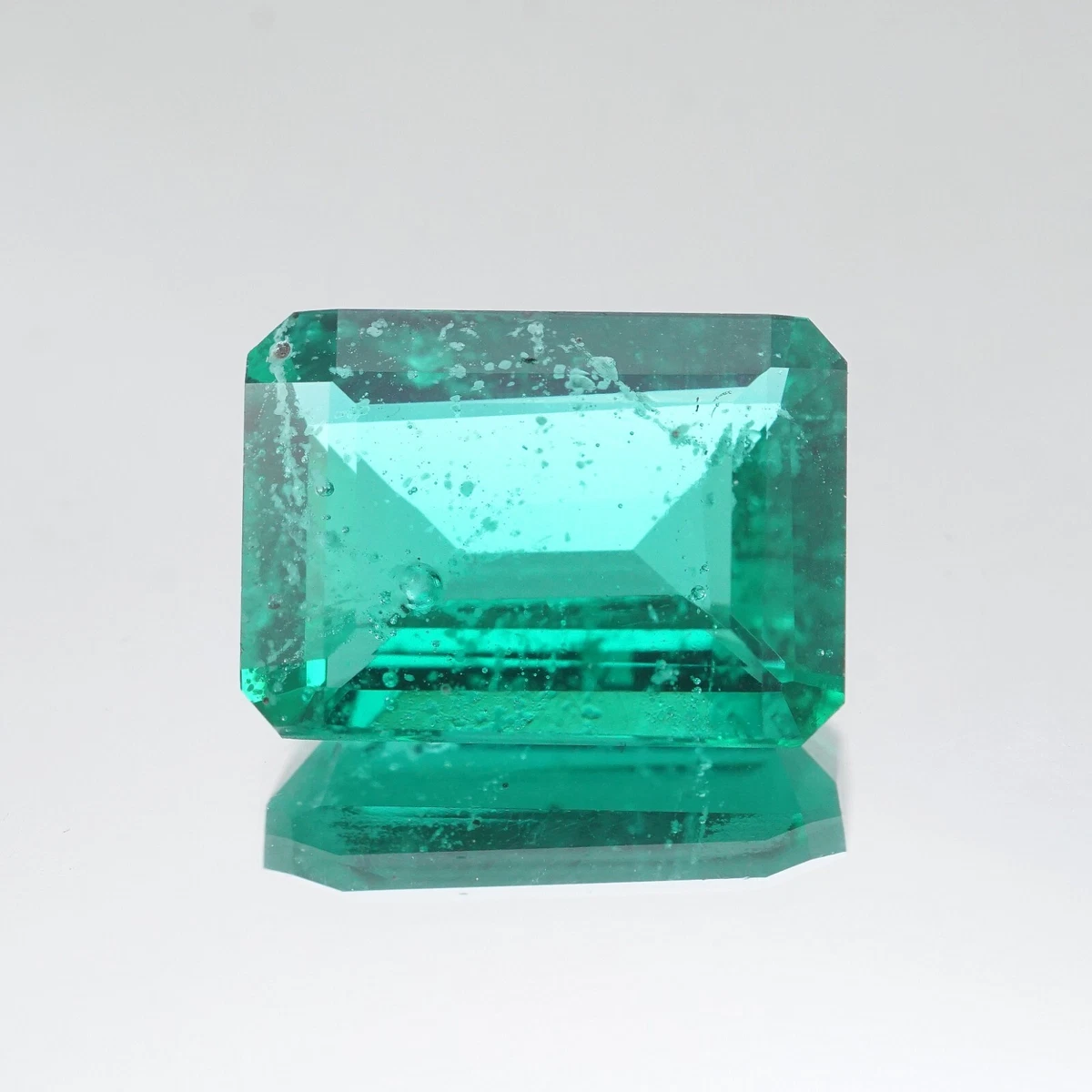 Flawless Emerald Octagon Cut Loose Gemstone 14x10 mm 6.40 Cts Gemstone