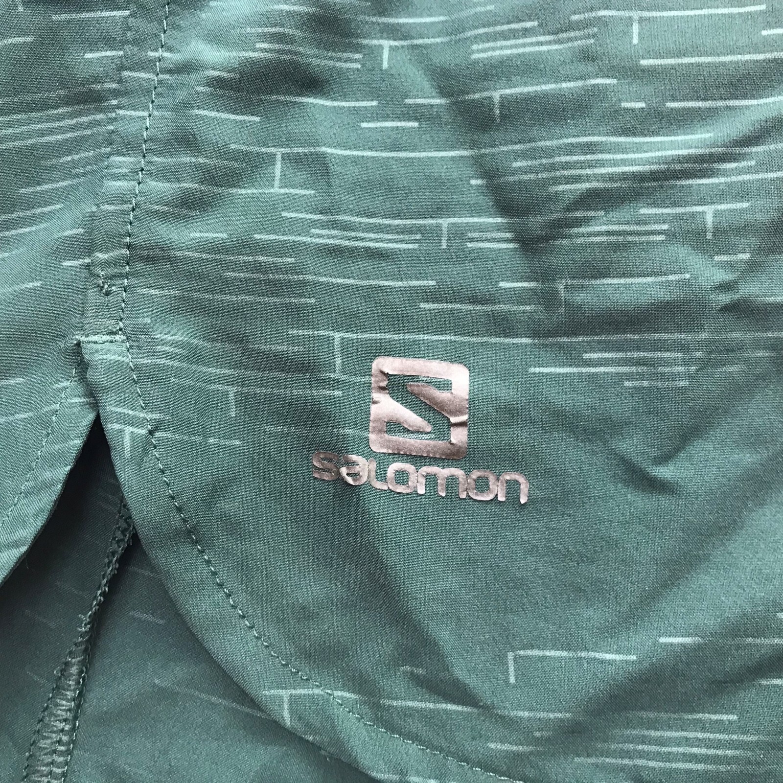 Pantaloncini da corsa SALOMON verde acqua neri leggeri. Taglia donna XS. Foderato.