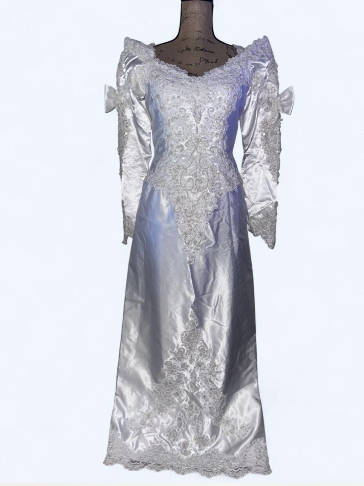 Vintage 1980s Victorian Inspired Embellished Lace Full Length Wedding Gown 2