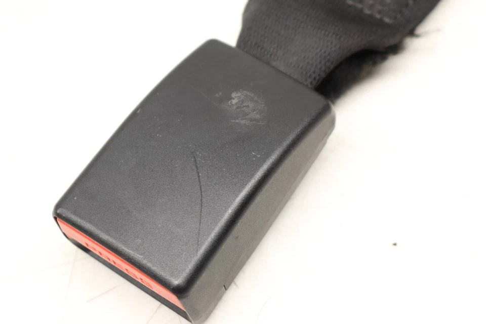 2016-2018 BMW 340I XDRIVE - REAR SEAT BELT Buckle / Receiver 7243311 Foto 2 de 4