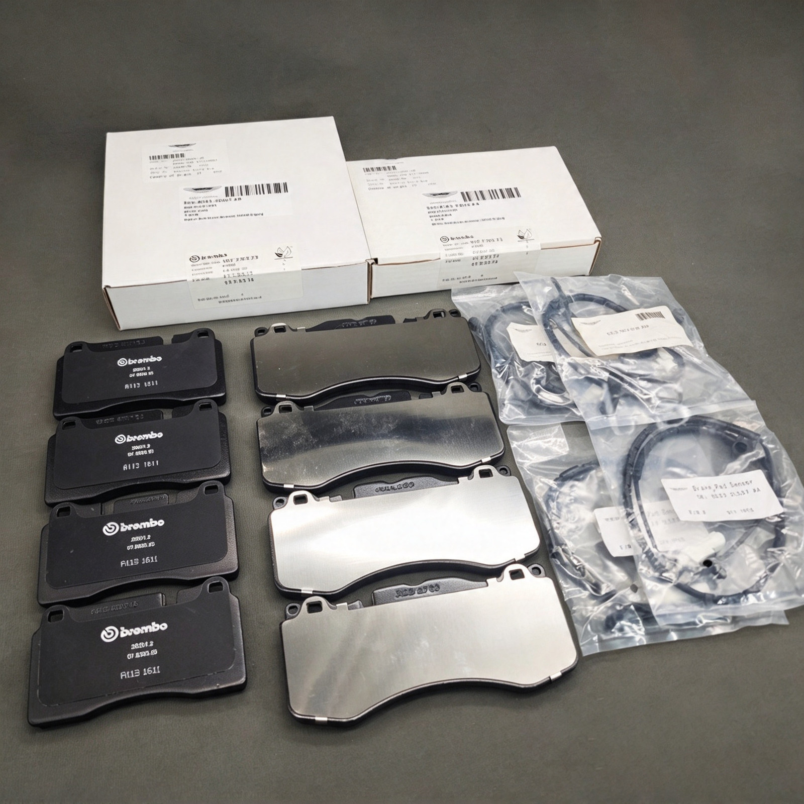 Aston Martin Rapide 2010 Front Brake pad wear sensors Set P/N AD432C562AB