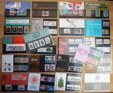 1971 - 1976 PRESENTATION PACKS IN ORIGINAL SLEEVES. SOLD INDIVIDUALLY AS PRICED.