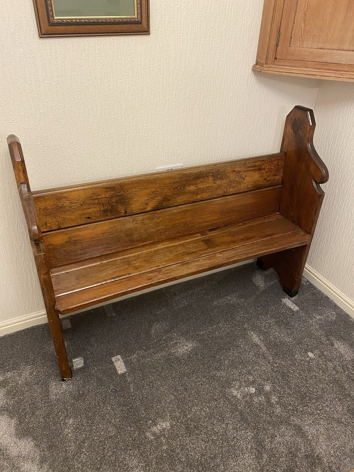 OLD VINTAGE ANTIQUE ORNATE CHURCH PEWS LARGE BENCH PITCH PINE DINING