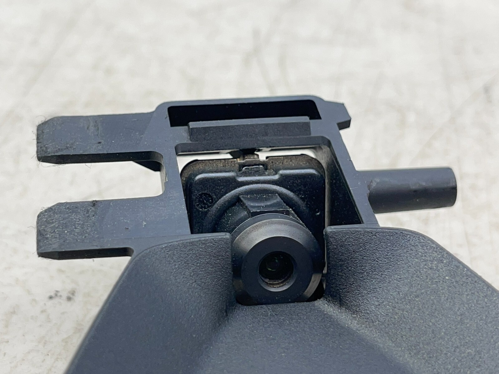BMW i8 2014-2020 FRONT Lane keep assist camera