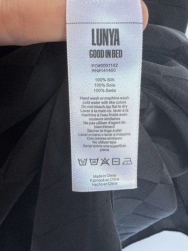 Juego de pijamas de seda lavable Lunya talla S nuevo negro a cuadros jacquard - Imagen 14 de 14