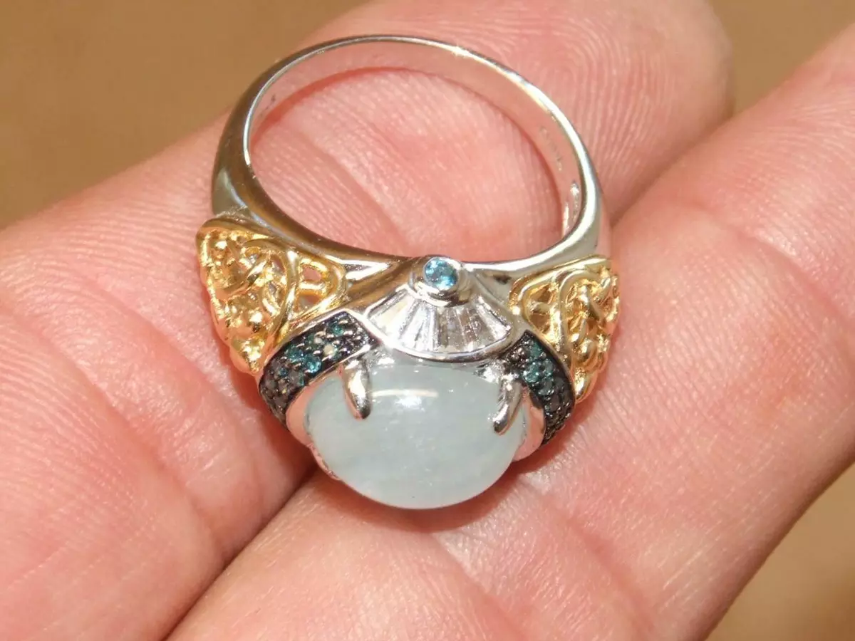 Victoria wieck deals wedding rings