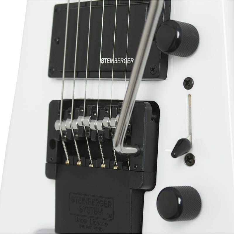 STEINBERGER Spirit GT-PRO Deluxe White Headless Electric